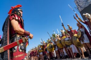 Cartagineses y Romanos: Historia Viva en las Calles de Cartagena
